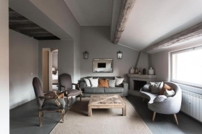 Charming Penthouse In Piazza Venezia With Terrace